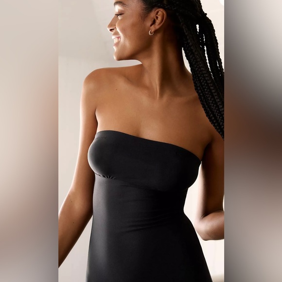 Commando Control Two-Faced Tech Strapless Slip Dress - Picture 5 of 15